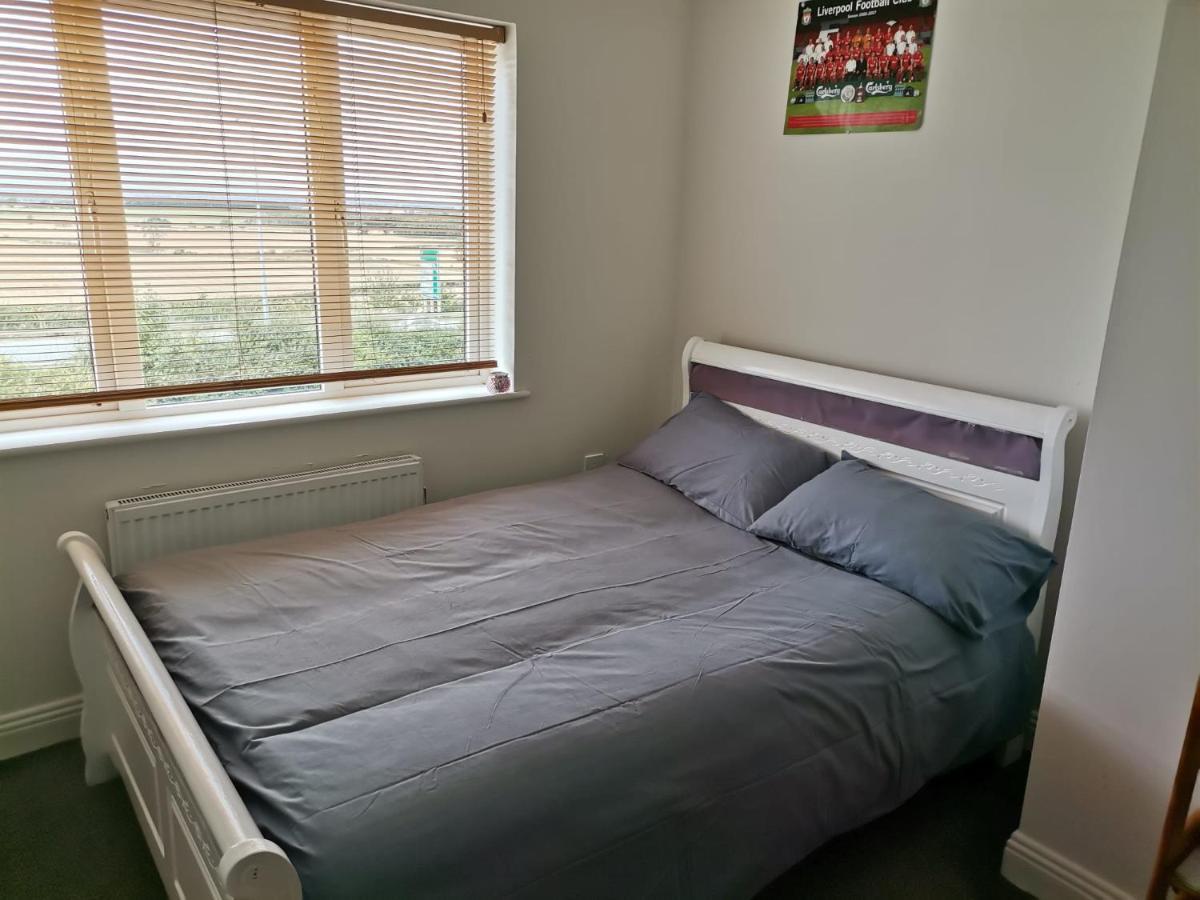 Bright And Cozy Room With Double Bed, Private Bathroom Not Ensuite, Breakfast To Go Δουβλίνο Εξωτερικό φωτογραφία
